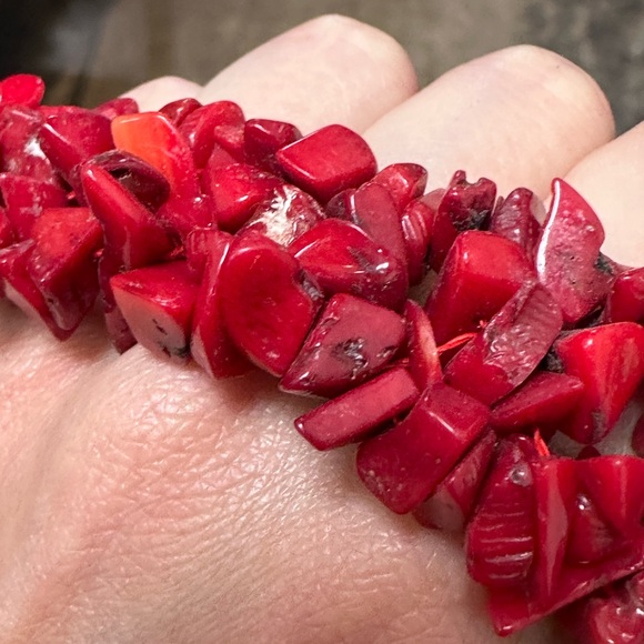 Authentic red coral layered necklace and earrings. - Picture 5 of 5